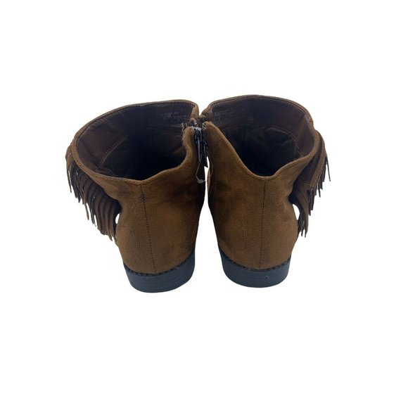 Tahari Milla Slope Chestnut Brown Size 5 Ankle Zip Up Fringed Booties EUC - Picture 7 of 10